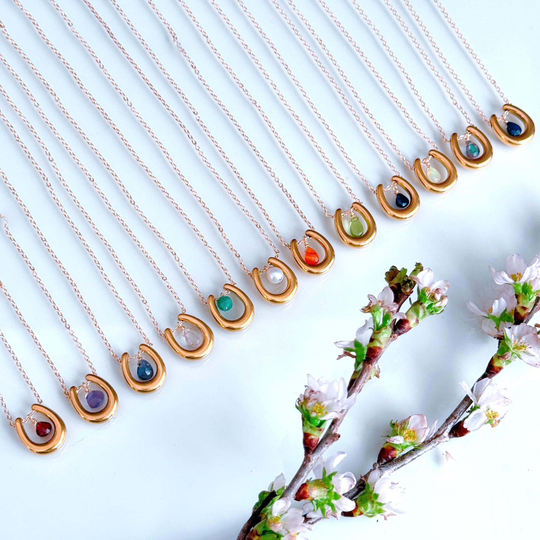 選べる誕生石 × ホースシュー ネックレス 14kgf  サージカルステンレス　午年 馬蹄 誕生日 プレゼント ギフト | 3枚目