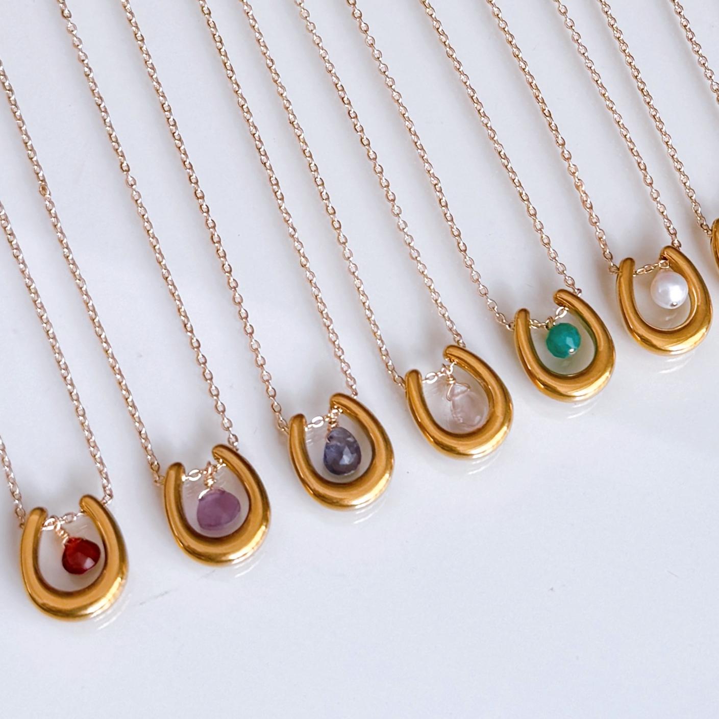 選べる誕生石 × ホースシュー ネックレス 14kgf  サージカルステンレス　午年 馬蹄 誕生日 プレゼント ギフト | 9枚目