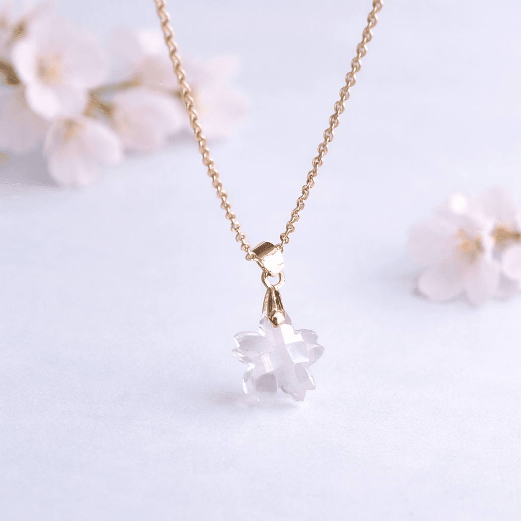 天然石 桜 ネックレス 14kgf アイスクォーツ 金属アレルギー 対応 誕生日 プレゼント ギフト 桜モチーフ1枚目の画像