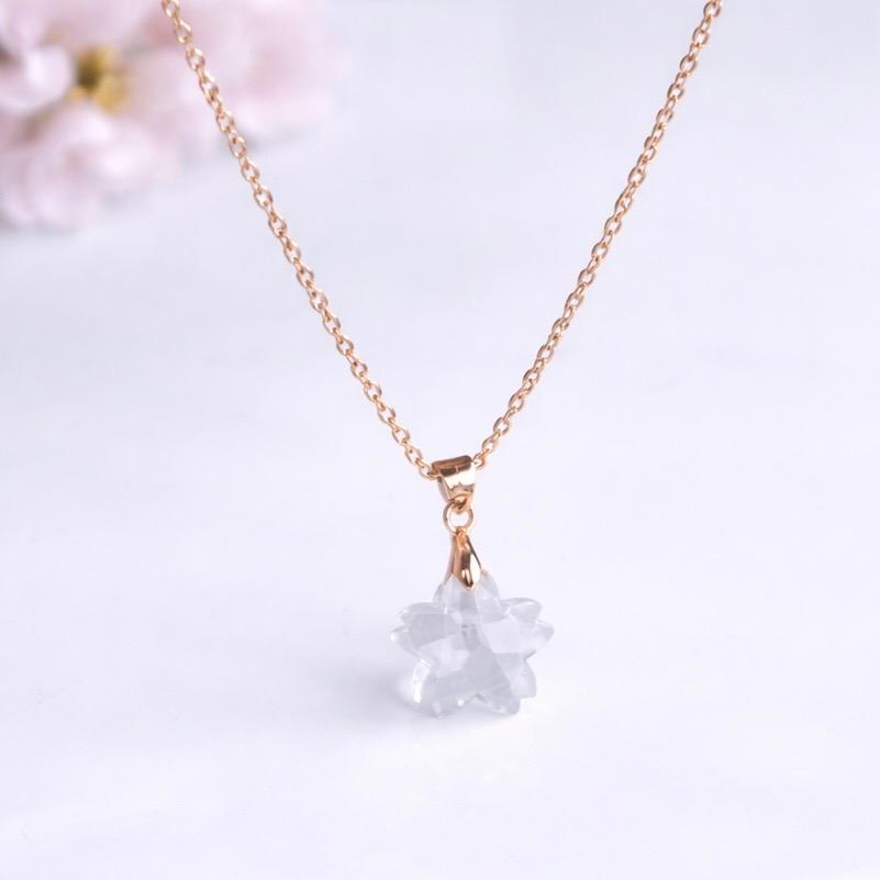 天然石 桜 ネックレス 14kgf アイスクォーツ 金属アレルギー 対応 誕生日 プレゼント ギフト 桜モチーフ | 3枚目