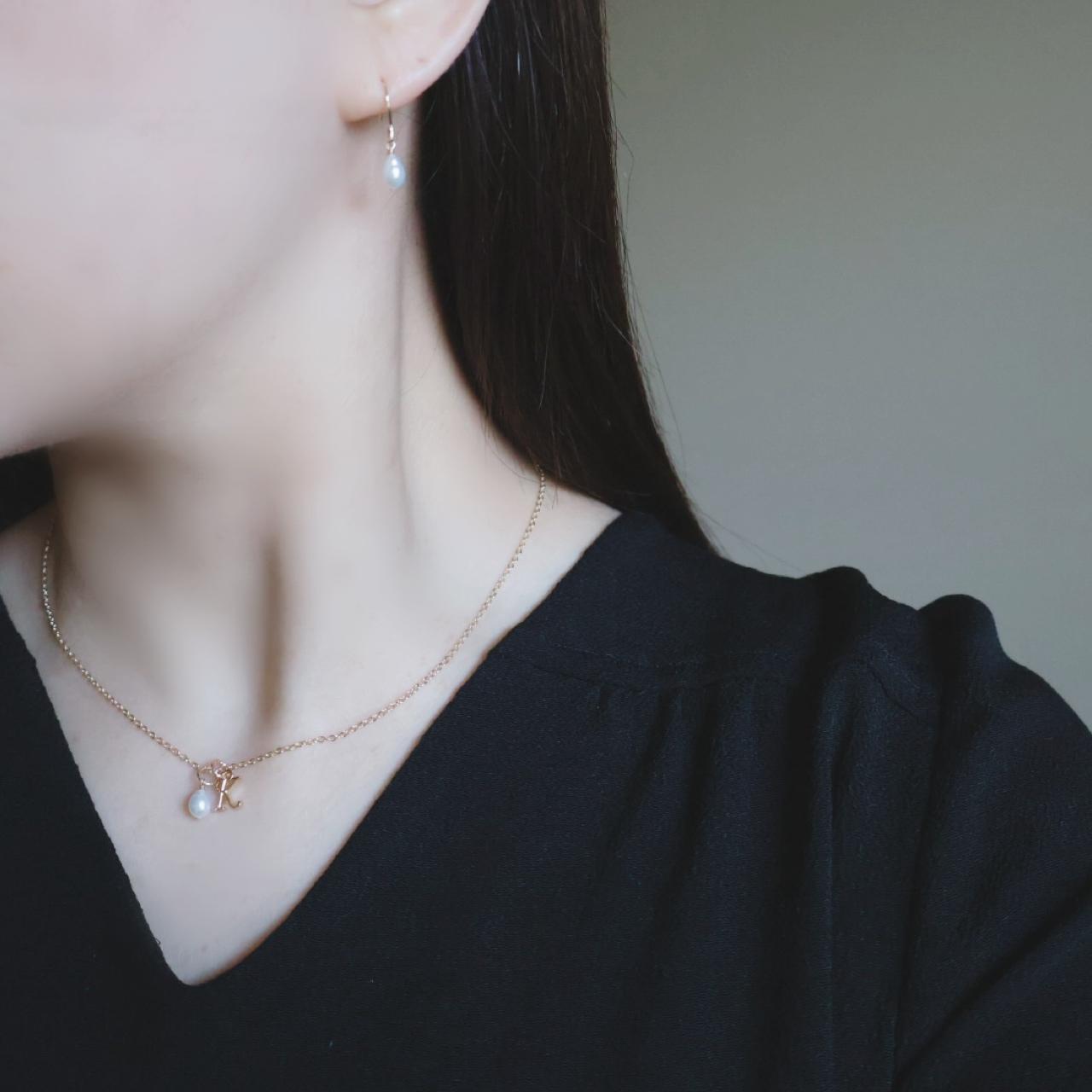 【選べるイニシャル】淡水パール 3way プチ ネックレス ピアス イヤリング セット 早割 クリスマス ギフト 誕生日 | 2枚目