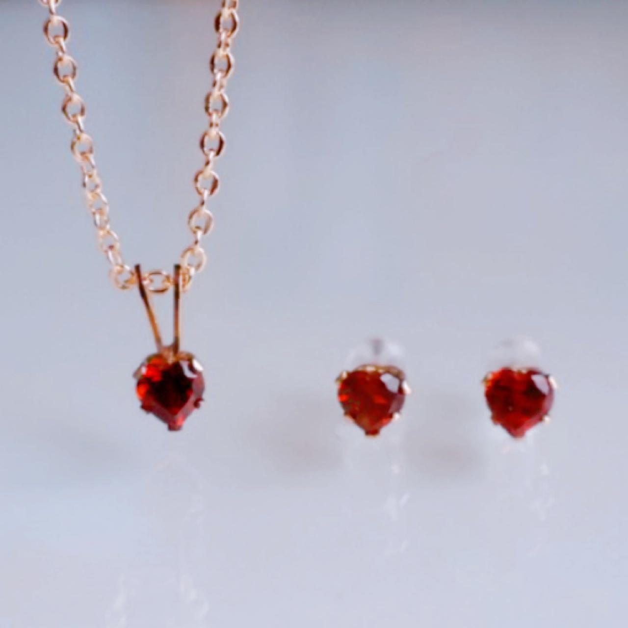 《1月誕生石》秋色 ガーネット 大人 ハート スタッドピアス 金属アレルギー プレゼント 誕生日 ギフト 14kgf | 7枚目