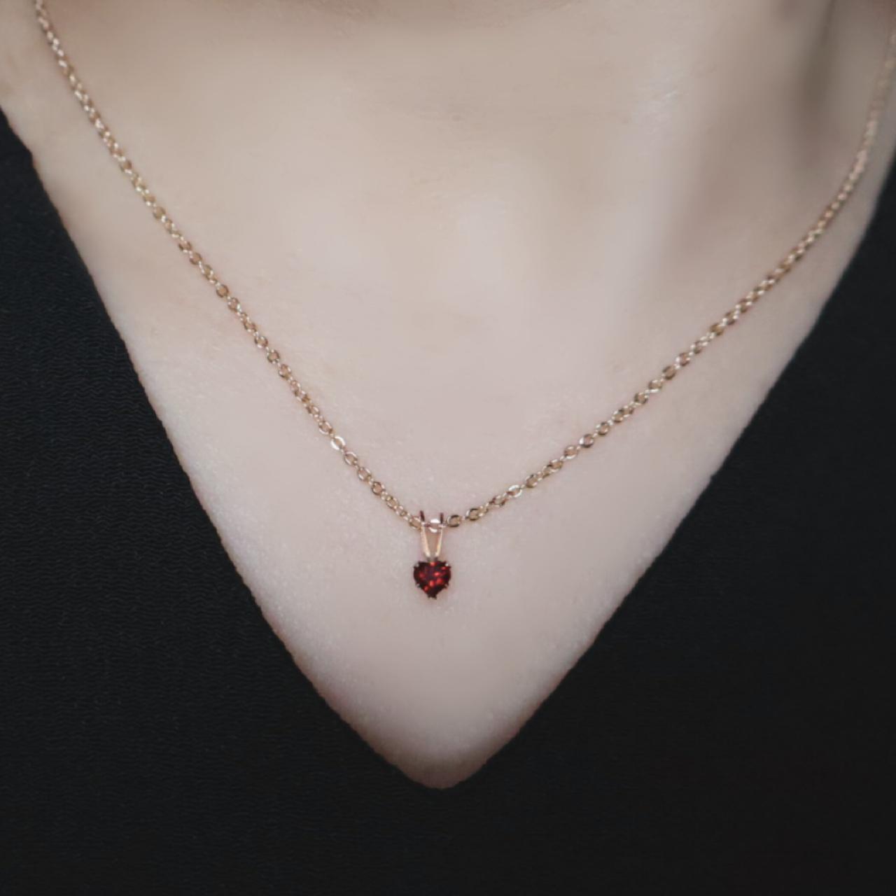 《1月誕生石》秋色 ガーネット 大人 ハート プチ ネックレス  金属アレルギー 14kgf プレゼント 誕生日 ギフト | 2枚目