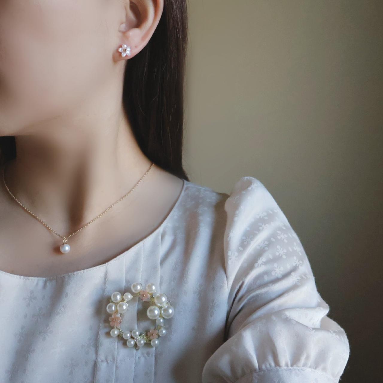 【色が選べる】桜 ブローチ パール シェル サークル フォーマル 入学式 卒業式 母の日 プレゼント ギフト クリスマス | 7枚目